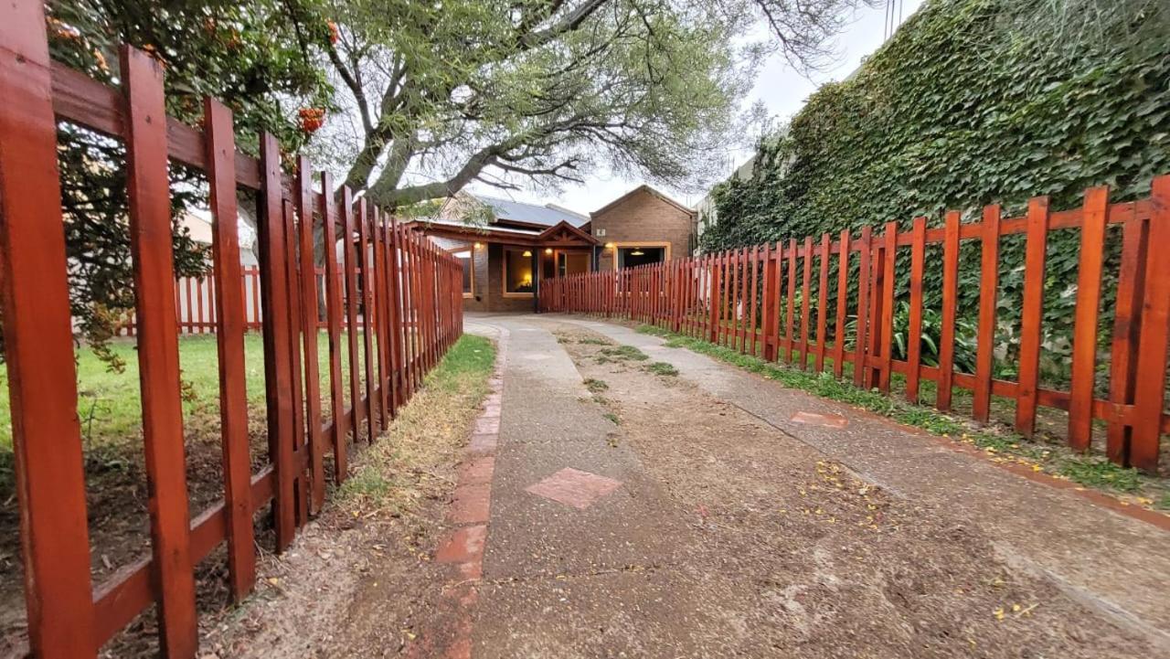 Homestay El Patio Del Aromo *